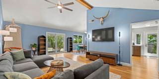 Bright 3-Bedroom Austin Home with Fenced Backyard & 2-Car Garage - Available Sept 1st Gallery 1