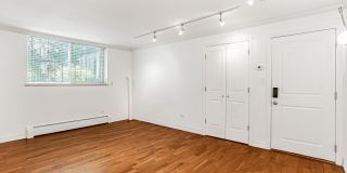 Cozy Studio in Cheesman Park, with Washer and Dryer in Unit Gallery 1