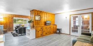 MOVE-IN SPECIAL!! $250 off your first months rent- Spacious Farmhouse Living with Open-Concept Design- Warner Springs, Ca Gallery 1