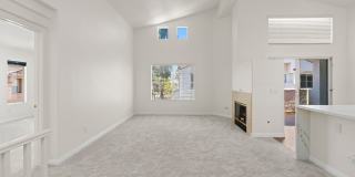 Newly renovated 2-bedroom UTC townhome in the coveted Andria of Renaissance at La Jolla community! Small pet ok! Gallery 6