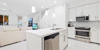 2641 Northeast 212th Terrace Gallery 1