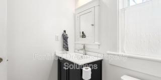 915 N Eugene St Gallery 30