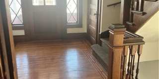 250 Willow Street Gallery 3