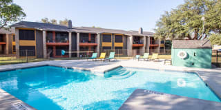 Plaza Square Apartments Gallery 29