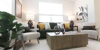 The Ravelle at Ridgeview Gallery 21