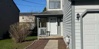 2 Bedroom Townhouse for Rent in Syracuse! Gallery 1