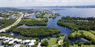 Serene Lakefront Living at Moody River Estates in NORTH FORT MYERS– Your Dream Home Awaits! 2BED+DEN/2BATH.FULLY FURNISHED Gallery 14