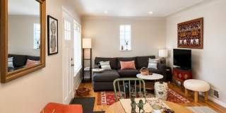 Fully Furnished, UTILITIES INCLUDED Brick Duplex Near Northfield – Just Bring Your Clothes! Gallery 5