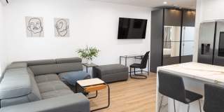 10863 Kling St Gallery 13