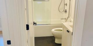 Stunning, Centrally Located Allston 4Bed - No Last Month's Rent Due at Move-in! Gallery 11