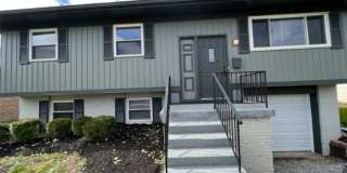 3 Bedroom 1 Bathroom Home with Garage and Fenced Yard! Gallery 1