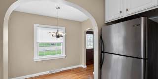 Updated Charming 2BR House in Plain Twp/Canton Gallery 13