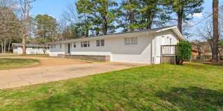 8009 Whitesburg Drive Gallery 1