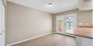 2Bed/1.5Bath Townhome at 15th Ave/Camelback! Ready for Immediate Move-In! Gallery 12