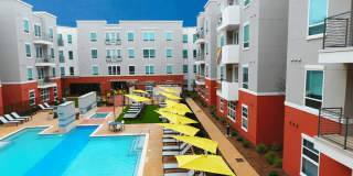 Liv+ Arlington - Student Housing Gallery 42