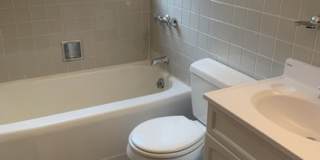 19 N. Union Street Gallery 6