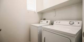 4 BEDROOM HOUSE IN HENDERSON!! Gallery 12