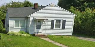 2 Bedroom House - Ready for Immediate Move-in! 2 Bedroom House - Ready for Immediate Move-in! Gallery 1