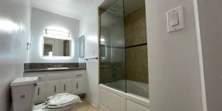 13952 Moorpark St. Gallery 29