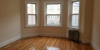 Excellent 4 Bedroom- No Broker Fee Gallery 8