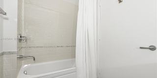 6101 Aqua Ave Gallery 16