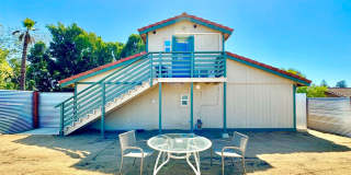 Beautiful Upstairs Studio Guest House Unit on Private Property, Amazing Views, All Main Utilities & Internet Included! Gallery 1