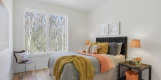 The Yarra Nashville Gallery 7