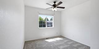 Beautiful 3 bed 2.5 Bath Home in East Loveland, CO! Gallery 11