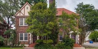 242 W Huisache Gallery 1