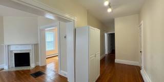 119 Museum St Gallery 10
