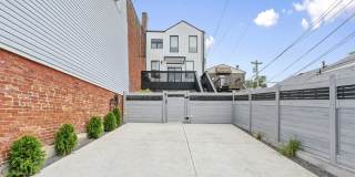 4037 Penn Avenue Gallery 31