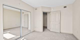 Come live in Penterra Plaza! Gallery 9