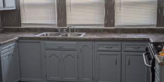 Charming 2BR House in Sauk Village IL Gallery 4