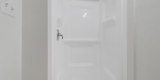 5004 ROANOKE Place Gallery 7