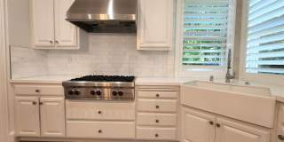 Updated Home Available in Downtown Palo Alto available first week of September! Gallery 9