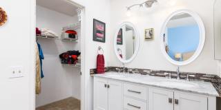 1768 Promenade Circle Gallery 70