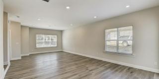 39 Hawthorne Street Southwest Gallery 1