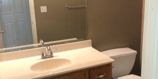 4 Bed, 3 Bath with Fenced Backyard!! Gallery 18