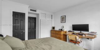 1408 Brickell Bay Dr Gallery 16