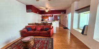 Turn-Key Midtown Oasis: Fully Furnished 3Bed/2Bath Townhome w/Private Yard - Available Now! Gallery 1