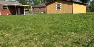 A quaint three bedroom one bath single family house in Lakewood Manor Subdivision Gallery 20