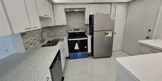 871 NE 195 ST Gallery 3