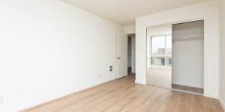 8225 Manitoba Gallery 11