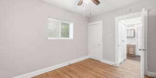 FOR RENT – 1965 Arlington Ave Gallery 23