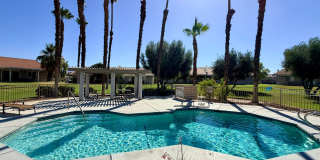 AVAILABLE NOW! BEAUTIFUL 2-Bedroom 2 -bathroom Condo in La Quinta Palms! Gallery 1