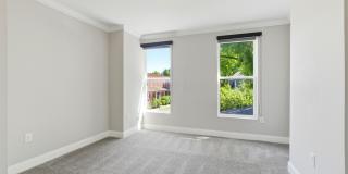 396 E Mithoff Street Gallery 22