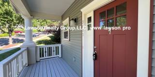 Upscale Three Bedroom in Colonial Green with Garage Upscale Three Bedroom in Colonial Green with Garage Gallery 7