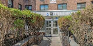 2835 Webb Avenue Gallery 12