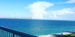 9341 Collins Ave Gallery 1
