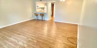 RESORT STYLE LIVING!! 1BD Condo in Marina Community! Gallery 1